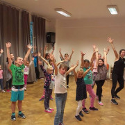 „ZUMBA integruje, ZUMBA ciało kształtuje- zajęcia dla wszystkich