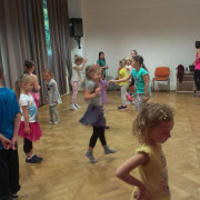 „ZUMBA integruje, ZUMBA ciało kształtuje- zajęcia dla wszystkich