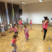 „ZUMBA integruje, ZUMBA ciało kształtuje- zajęcia dla wszystkich