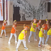 Taneczne zakończenie semestru na Ursynowie 18.06.2017