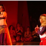 Jasmin Mazloum ze swoją najmłodszą kursantką, V Impreza Taneczna, styczeń 2006