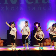 Taneczne zakończenie semestru dla dzieci i młodzieży 16.06.2019