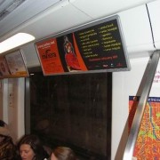 Reklama Szkoły Tańca w metrze
